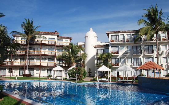 Loading Resort Image...